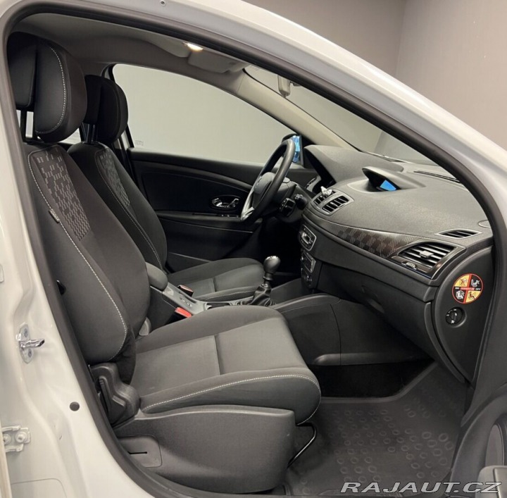 Renault Mégane 16V DYNAMIQUE 2012