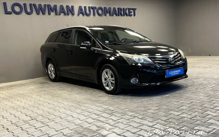 Toyota Avensis Premium 2012