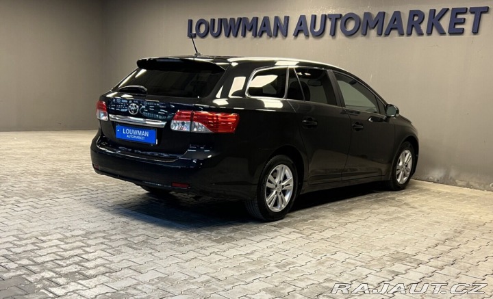 Toyota Avensis Premium 2012