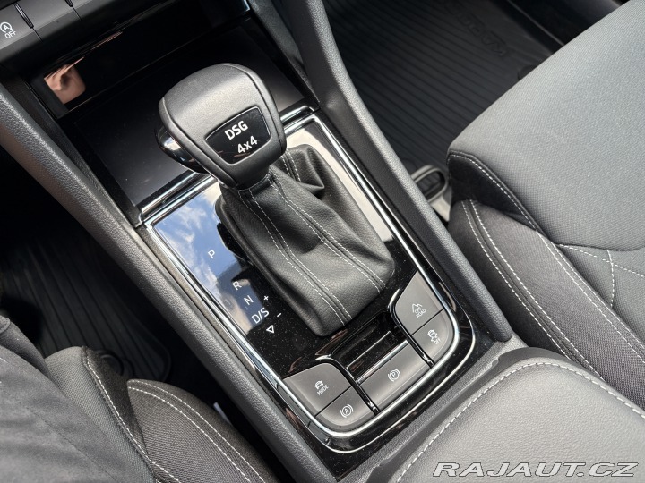 Škoda Karoq 2.0TSI 4x4 Sportline 2021