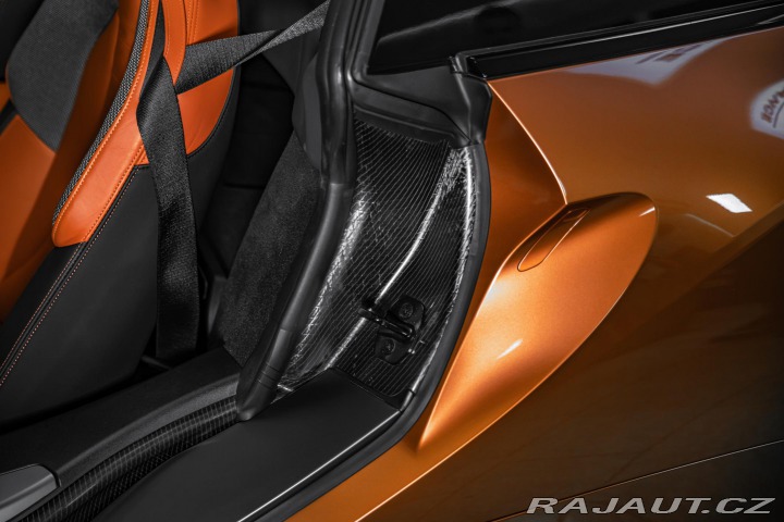 BMW i8 ROADSTER LASER/H&K/HU 2018