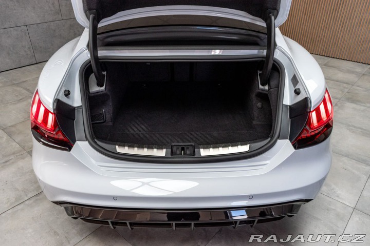 Audi Ostatní modely 93kWh QUATTRO*B&O*AIR 2022