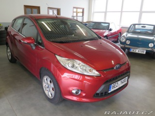 Ford Fiesta 1.4i,klima,výhřev,GHIA,se 2009