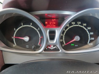 Ford Fiesta 1.4i,klima,výhřev,GHIA,se 2009