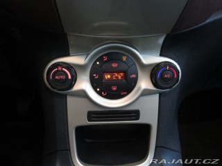 Ford Fiesta 1.4i,klima,výhřev,GHIA,se 2009