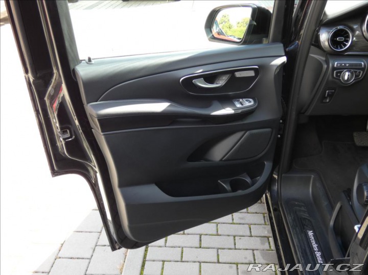 Mercedes-Benz V 2,0 250d 4M, 1.Maj, ČR, D 2024