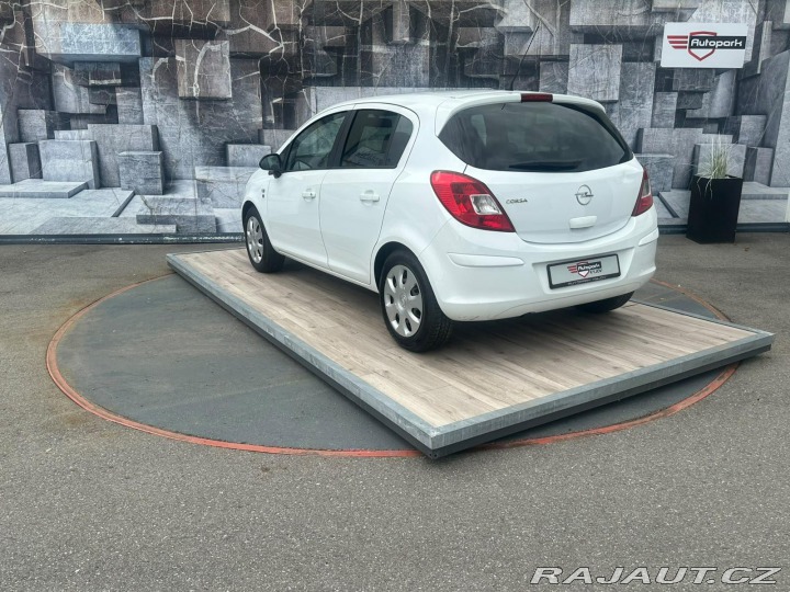 Opel Corsa 1.2i,63KW,TEMPOMAT,111 ED 2010