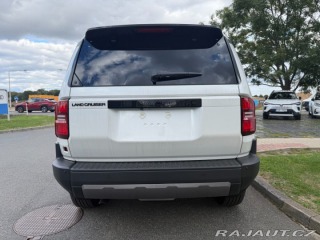 Toyota Land Cruiser MC 2027 EXECUTIVE Skyview 1800