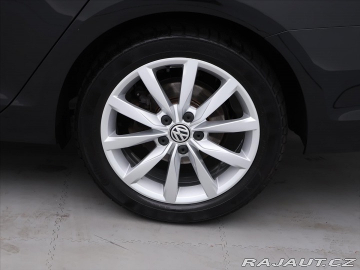 Volkswagen Golf 1,4 TSI 92kW DSG Highline 2017