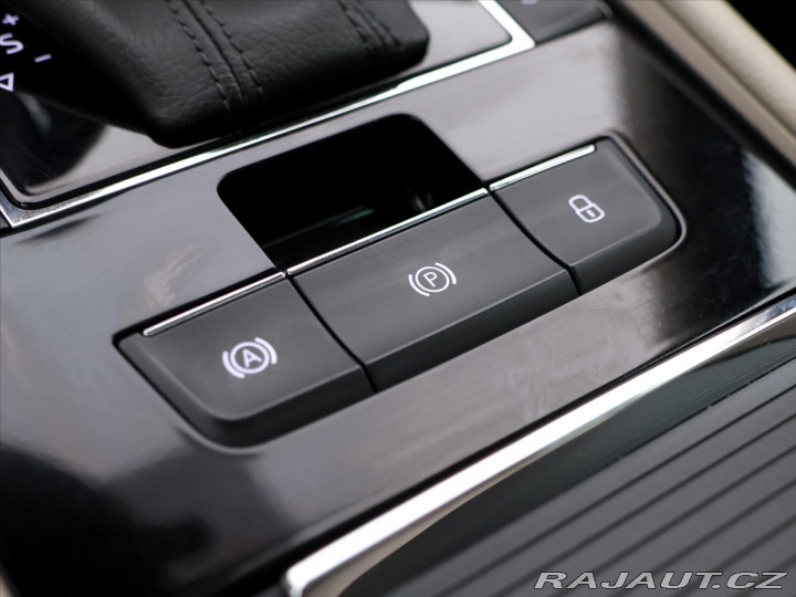 Škoda Superb 2,0 TDI 140kW L&K 4x4 2016