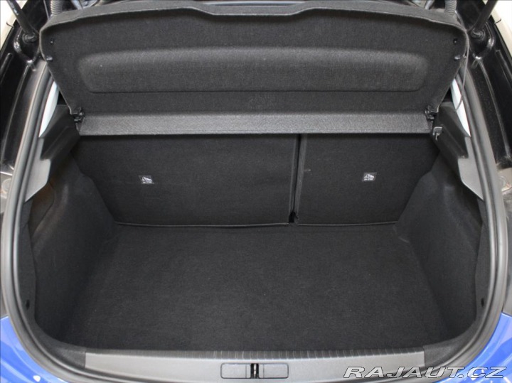 Opel Corsa 0,0 50kWh 41tkm. 1.majite 2022