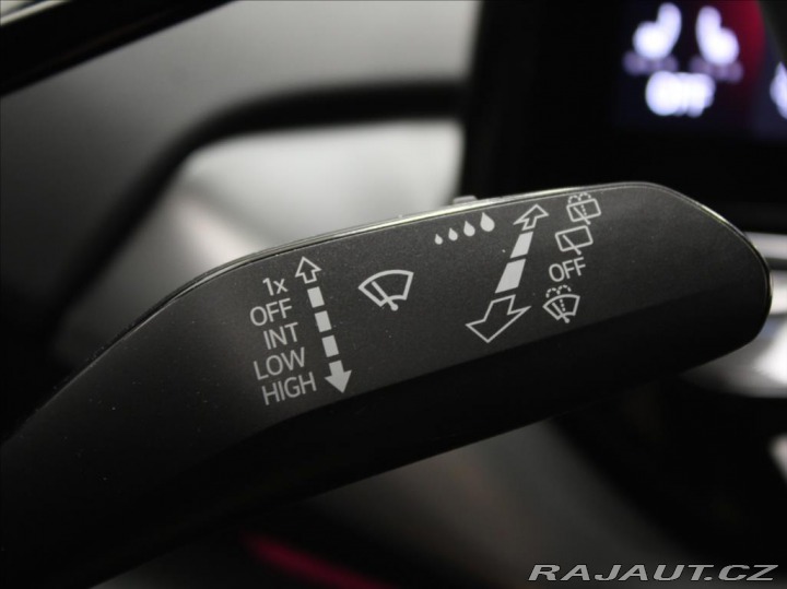 Volkswagen ID.4 0,0 77kWh 150kW 1.maj.ČR. 2023