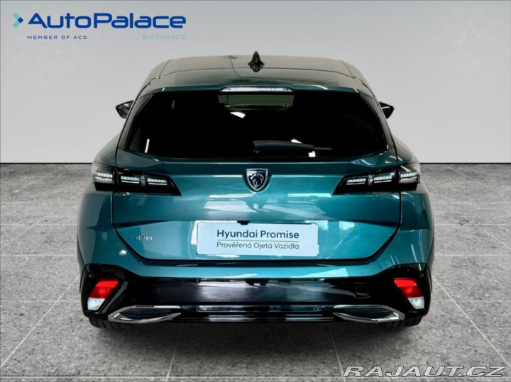 Peugeot 308 1,2 i ALLURE 1.MAJITEL 2023