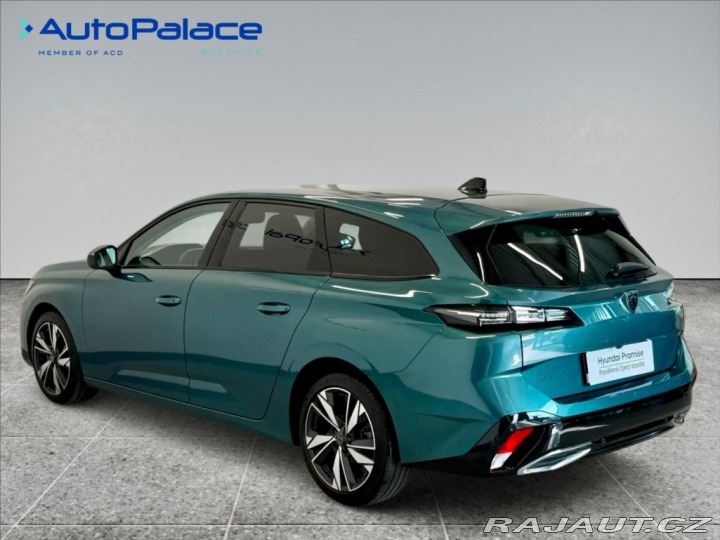 Peugeot 308 1,2 i ALLURE 1.MAJITEL 2023
