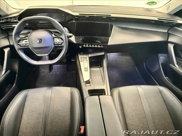 Peugeot 308 1,2 i ALLURE 1.MAJITEL 2023