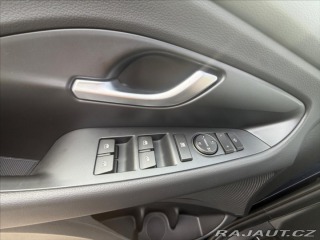 Hyundai i30 1,6 TGDI STYLE AT 1.MAJIT 2026