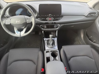 Hyundai i30 1,6 TGDI STYLE AT 1.MAJIT 2026