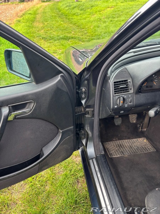 Mercedes-Benz C 2,5   C250 TD 110 kW 1997