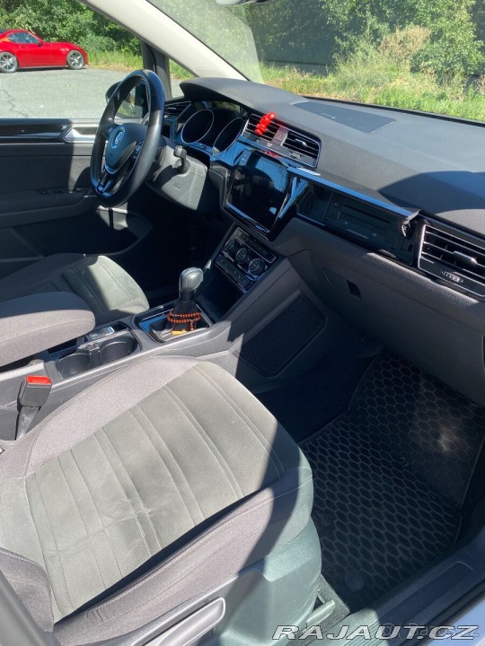Volkswagen Touran 2,0 tdi 110kw R-line DS 2019