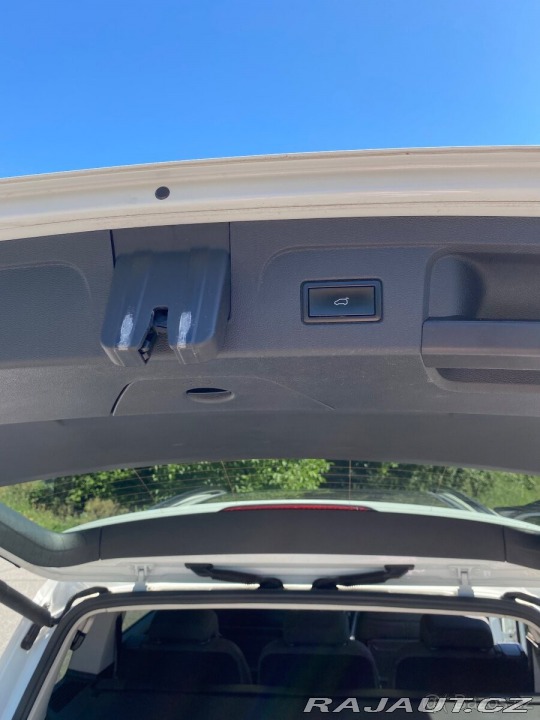 Volkswagen Touran 2,0 tdi 110kw R-line DS 2019