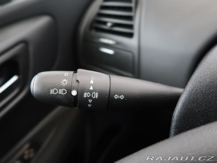 Citroën C4 1.4i,65KW,Klimatizace,CZ 2009