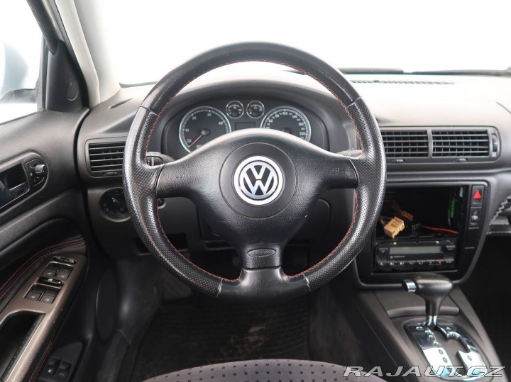 Volkswagen Passat 1.9TDI,96KW,Automat,BEZ S 2004