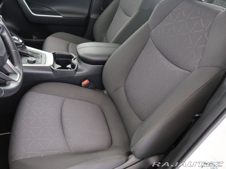 Toyota RAV4 2.5Hybrid,Comfort,4x4,CZ, 2020