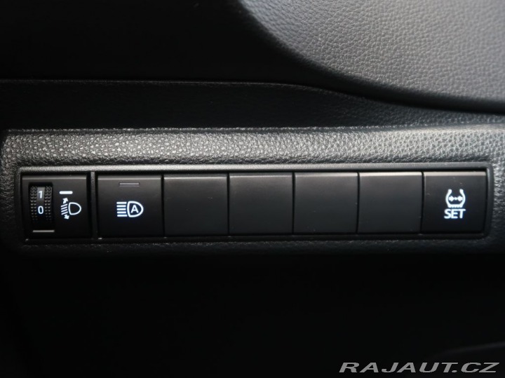 Toyota Corolla 1.5,92KW,Style,CZ,1Maj 2022