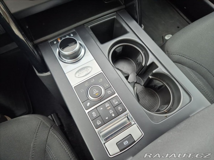 Land Rover Discovery 3,0 Si6 SE  5 2017