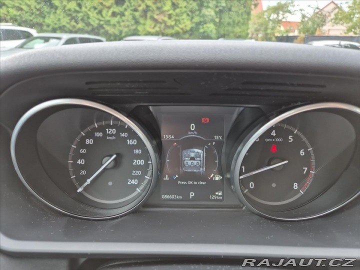 Land Rover Discovery 3,0 Si6 SE  5 2017