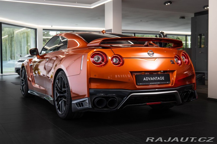 Nissan GT-R R35 BOSE 2018