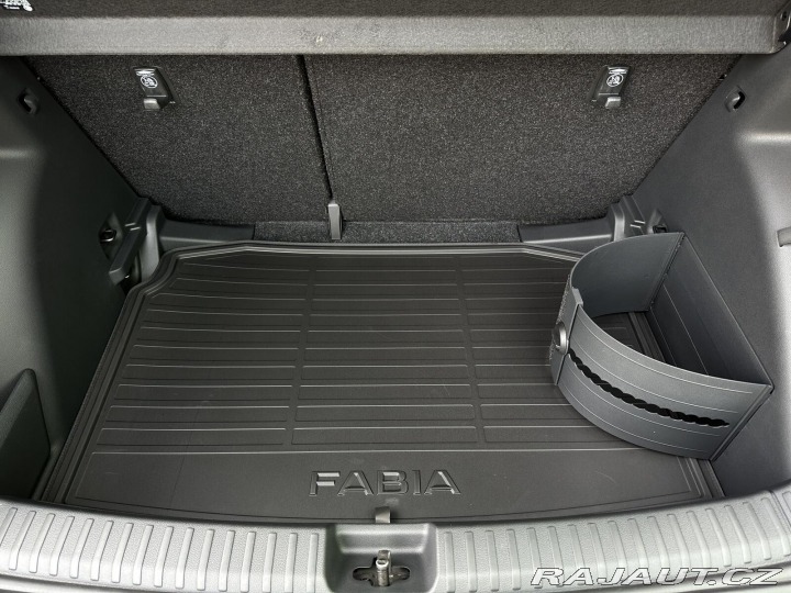 Škoda Fabia 1.0TSi DSG Monte Carlo 11 2026