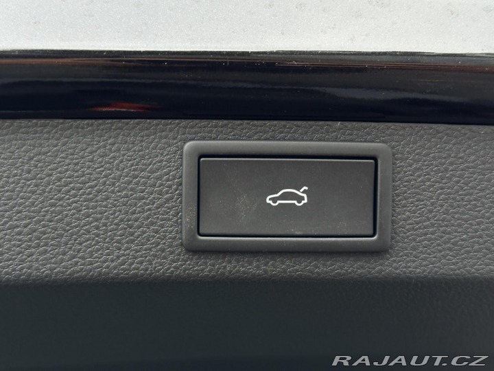 Škoda Karoq 1.5TSi DSG 150PS LED V.Co 2026