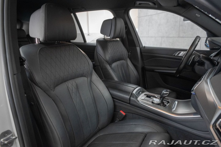 BMW X5 xDrive30d REZERVACE 2019