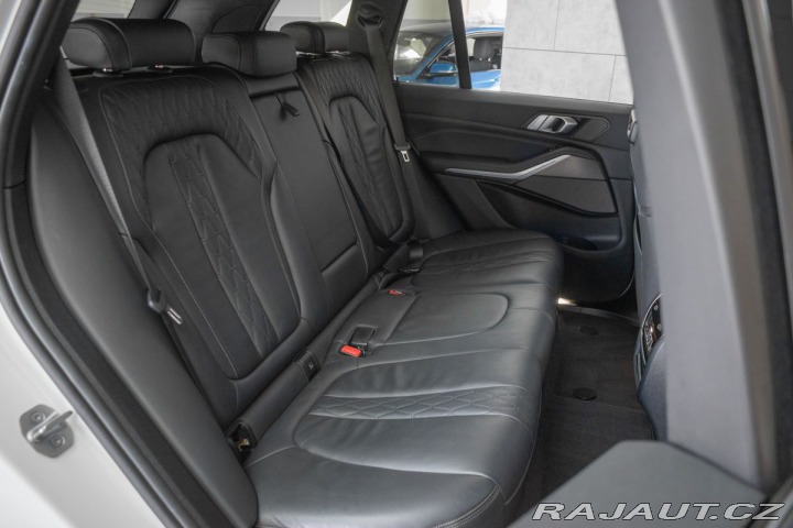 BMW X5 xDrive30d REZERVACE 2019