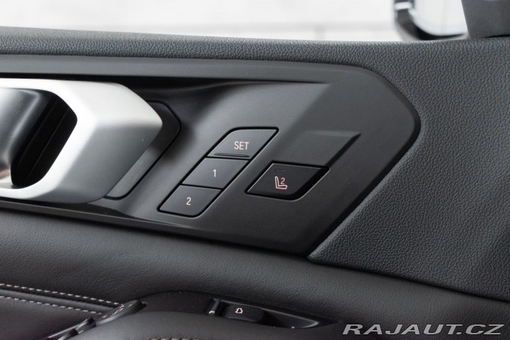 BMW X5 xDrive30d REZERVACE 2019
