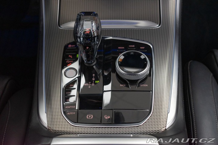 BMW X5 xDrive30d REZERVACE 2019
