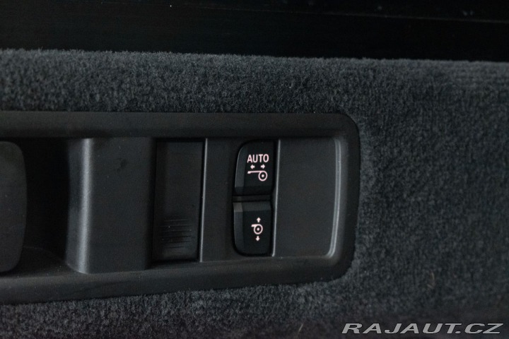 BMW X5 xDrive30d REZERVACE 2019