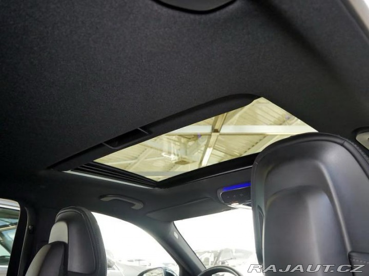 Mercedes-Benz C 300 4Matic AMG PANO 360 D 2025