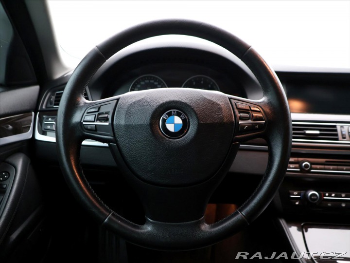 BMW 5 3,0 535i 225kW Aut.klima 2010