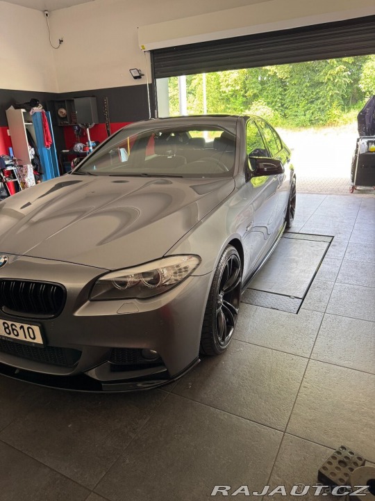 BMW 5 2,0 F10 520D 2011