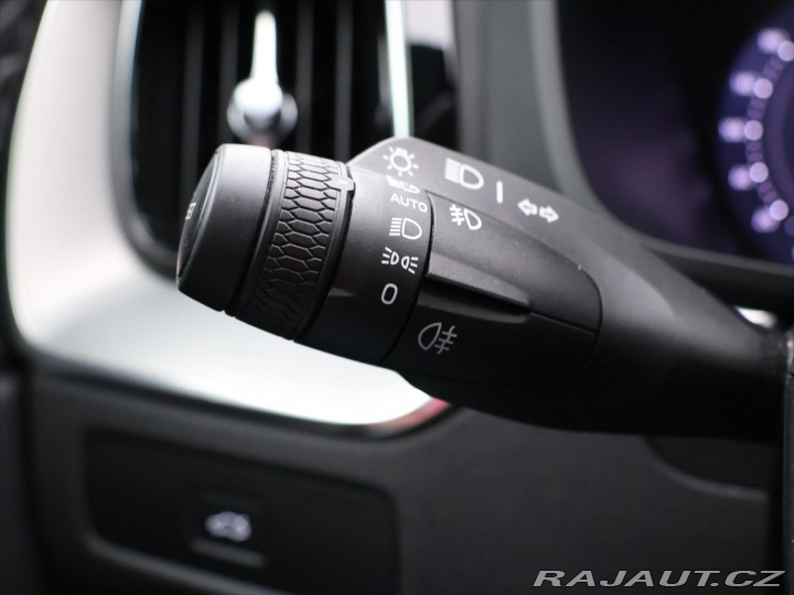 Volvo XC60 2,0 B5 AWD Plus Black Ed. 2024