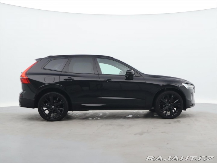 Volvo XC60 2,0 B5 AWD Plus Black Ed. 2024