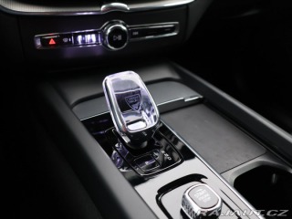 Volvo XC60 2,0 B5 AWD Plus Black Ed. 2024