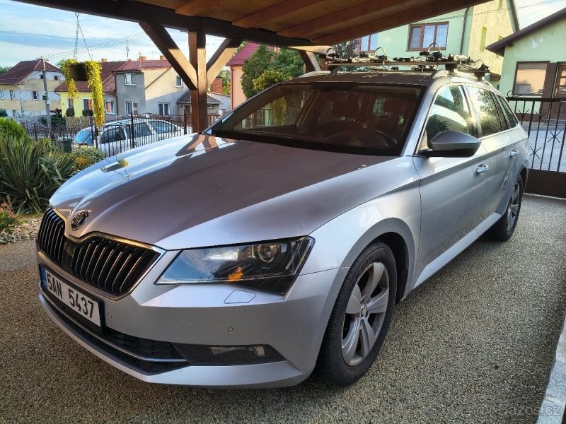 Škoda Superb 2,0   III