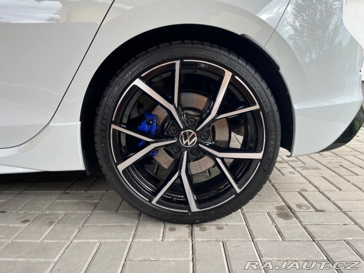 Volkswagen Golf R, Perf. 245kw, 43tis km 2024