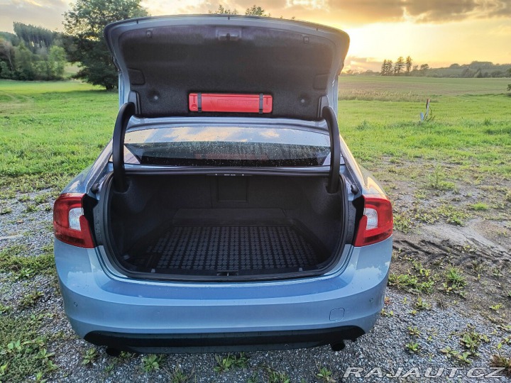 Volvo S60  2010