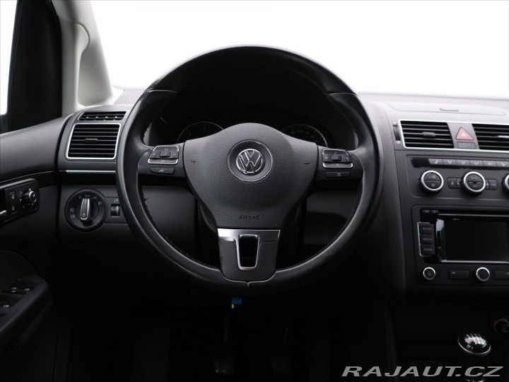 Volkswagen Touran 2,0 TDI 103kW Highline Ta 2012