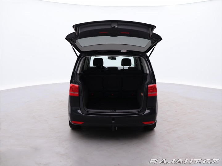 Volkswagen Touran 2,0 TDI 103kW Highline Ta 2012