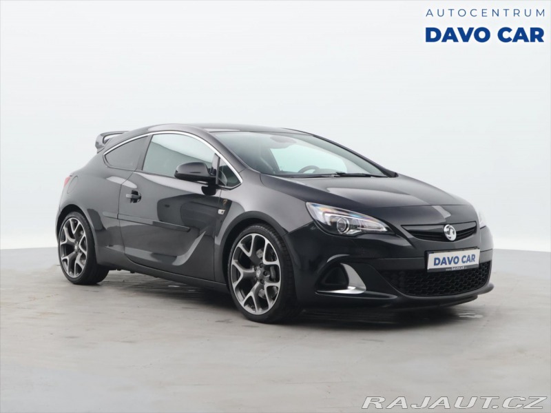 Opel Astra 2,0 T 206kW OPC Black Edi